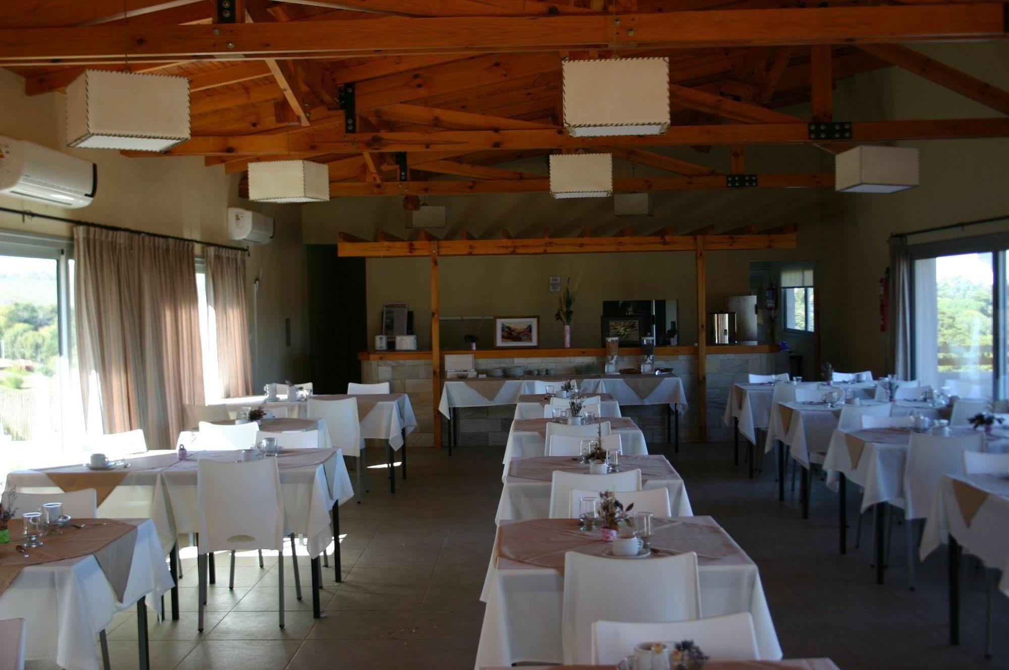 Posada Y Spa Las Golondrinas Sierra de la Ventana Exterior photo
