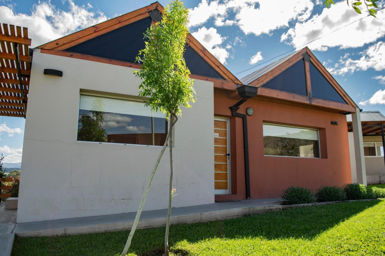 Posada Y Spa Las Golondrinas Sierra de la Ventana Exterior photo